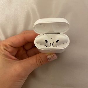 Generation 1 Apple AirPods